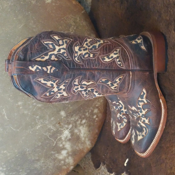 JOHNNY RINGO E1464 distressed brown leather with cheetah cowgirl boots  sz 7.5B - Picture 2 of 16